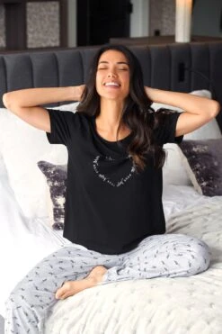 Pour Moi Logo Print Cotton Jersey Pyjama Set - Black/Grey 12 Pour Moi Logo Print Cotton Jersey Pyjama Set - Black/Grey -Cheap Clozi Vibe Store 266095 20211115093200