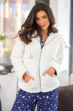 Pour Moi Cosy Borg Dressing Gown Hoodie - Ivory -Cheap Clozi Vibe Store 266507 20211126092200