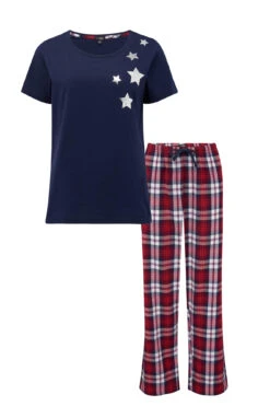 Pour Moi Cosy Check Trouser And Jersey T-Shirt Pyjama - Navy/Red 9 Pour Moi Cosy Check Trouser And Jersey T-Shirt Pyjama - Navy/Red -Cheap Clozi Vibe Store 266645 20211021152800