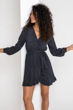 Pour Moi Kelly Woven Viscose Balloon Sleeve Frill Wrap Dress - Black Spot 7 Pour Moi Kelly Woven Viscose Balloon Sleeve Frill Wrap Dress - Black Spot -Cheap Clozi Vibe Store 289779 20220630154100