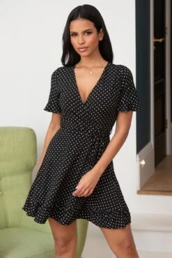 Pour Moi Birdie Frill Detail Slinky Stretch Dress - Black Spot 9 Pour Moi Birdie Frill Detail Slinky Stretch Dress - Black Spot -Cheap Clozi Vibe Store 305629 20230209161100