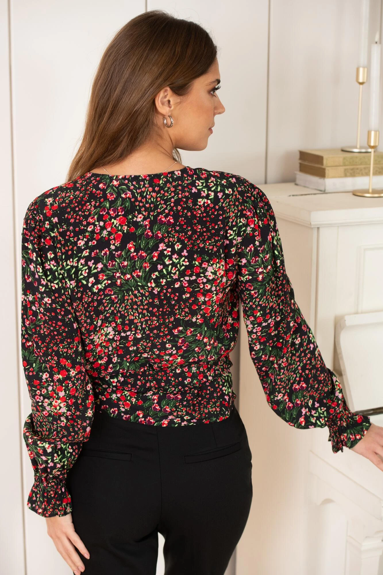 Pour Moi Laney Woven Wrap Long Sleeve Top - Black Ditsy 4 Pour Moi Laney Woven Wrap Long Sleeve Top - Black Ditsy - Image 4