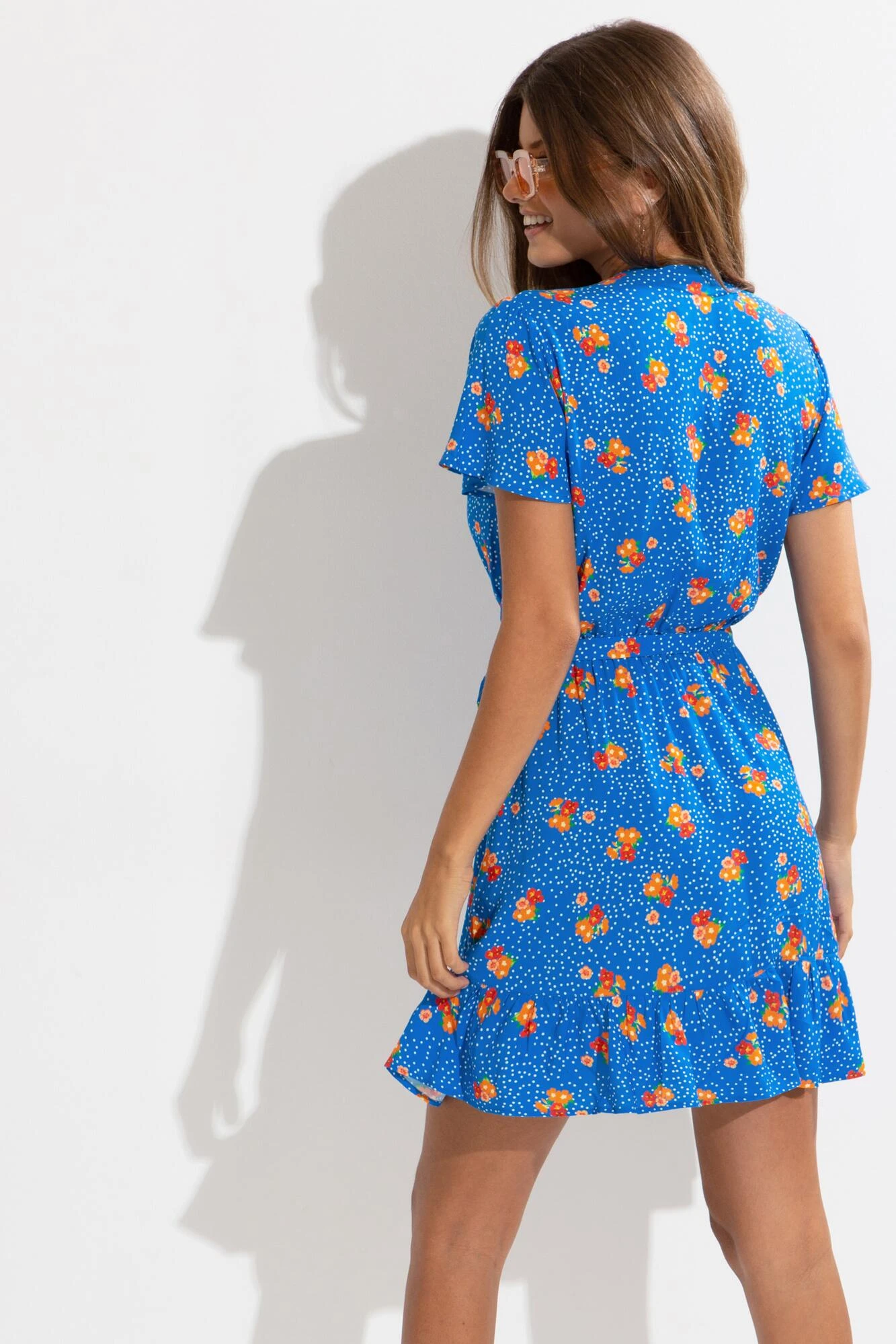 Pour Moi Woven EcoVero™ Tiered Wrap Beach Dress - Blue Floral 4 Pour Moi Woven EcoVero™ Tiered Wrap Beach Dress - Blue Floral - Image 4